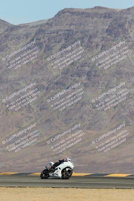 media/Mar-21-2025-CVMA Friday Practice (Fri) [[30cd4fe323]]/3-Racer 2/Session 4 (Turn 10)/